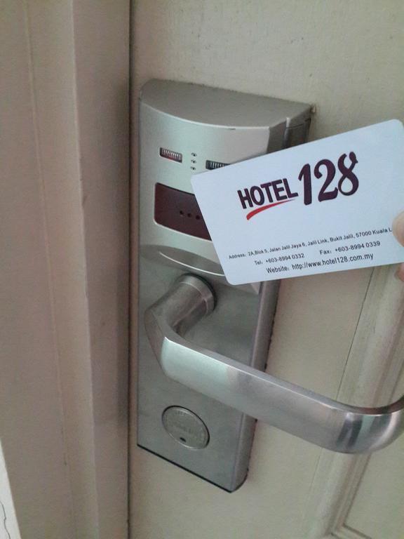 Hotel 128 Kuala Lumpur Szoba fotó